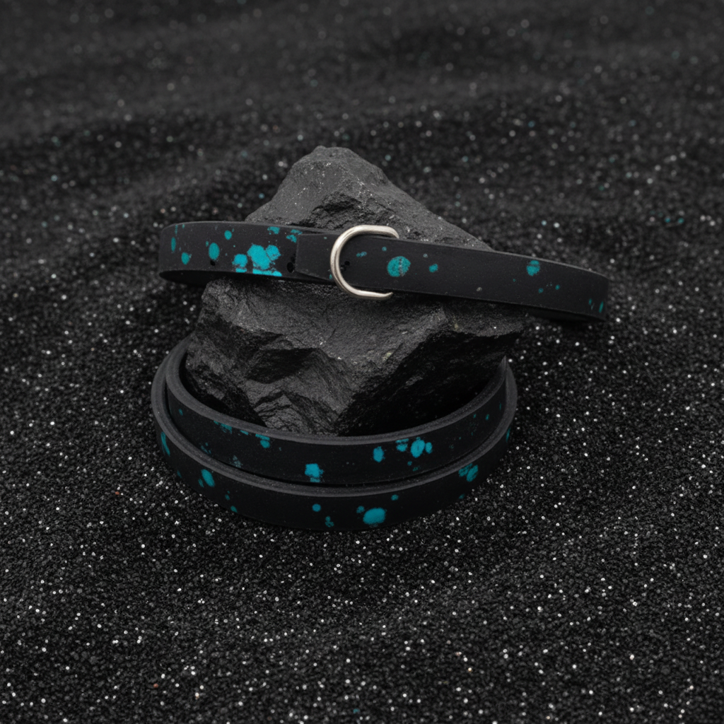 All Natural Cowhide Leash-Black with Turquoise